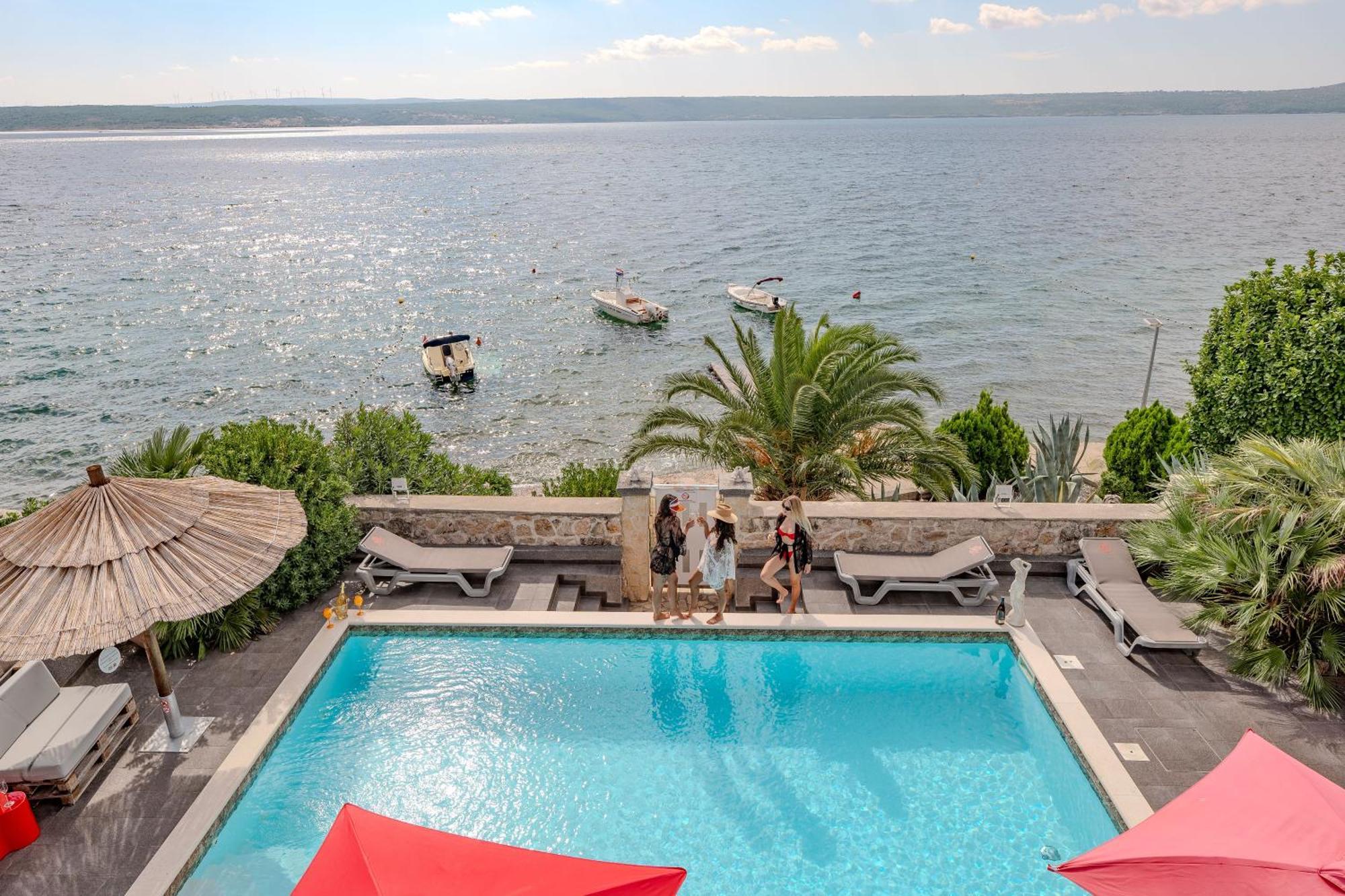 Design-Beachresort Масленица Екстериор снимка